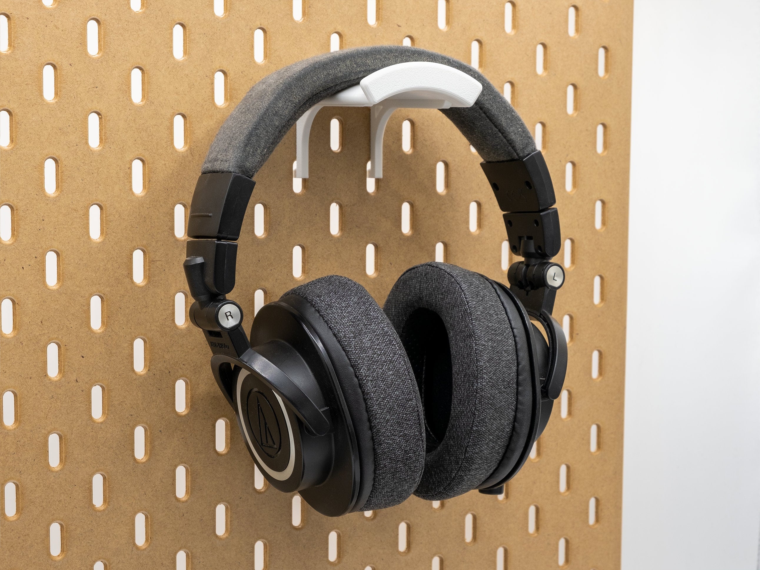 Headphone Holder for IKEA SKADIS