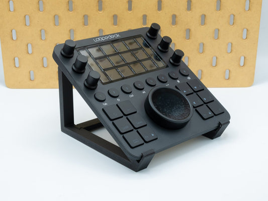 Loupedeck CT Stand | Improves vision and use thanks to the inclination of this stand.
